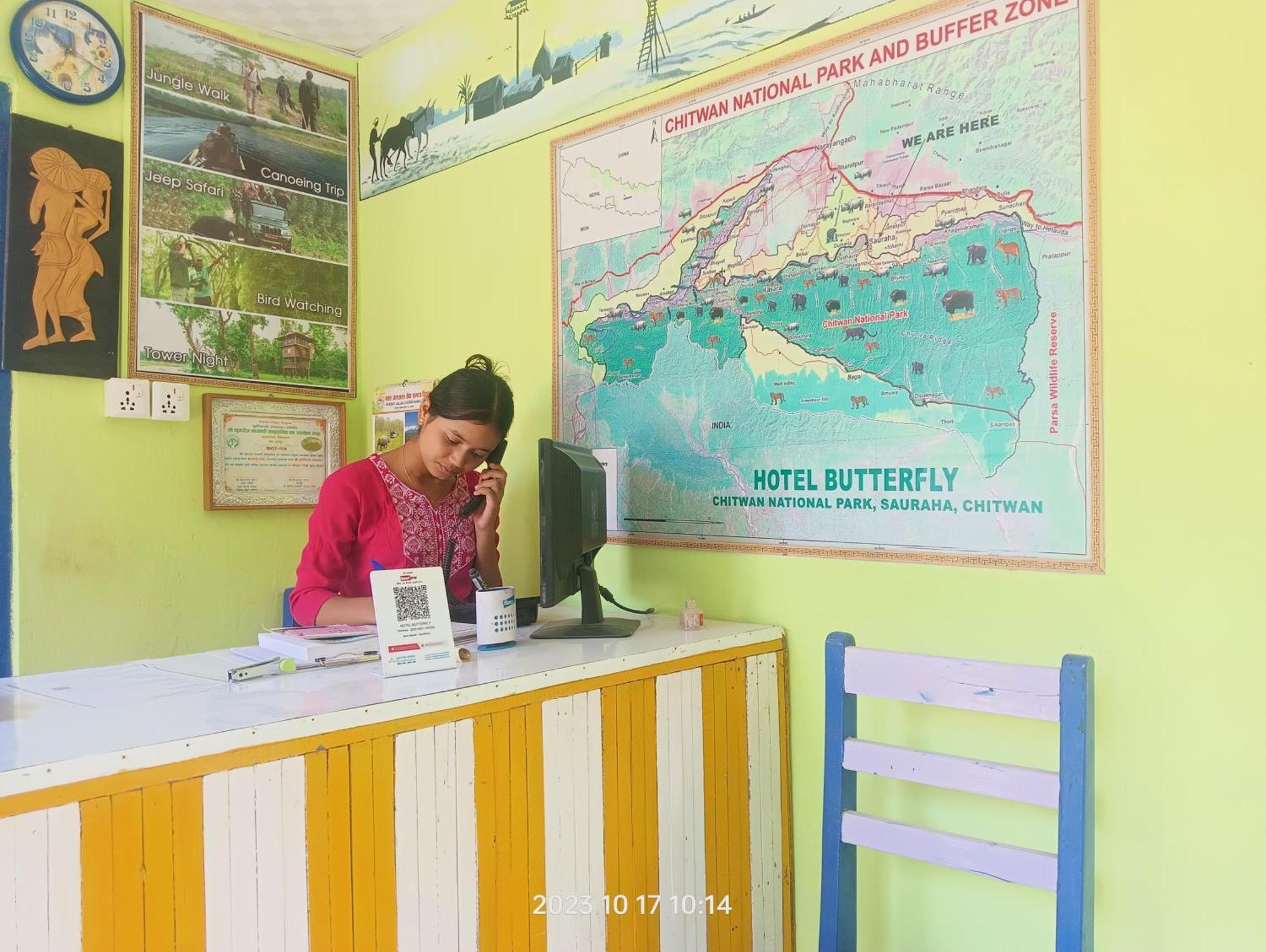 Hotel Butterfly - Peaceful Garden For Nature Lovers Sauraha Exterior foto